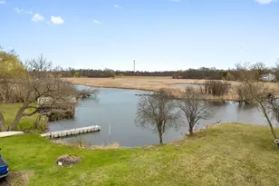 218 Mastodon Dr, Ingleside, IL 60041 - Photo 9