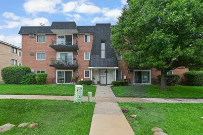 12850 Crestbrook Court #10, Crestwood, IL 60418 - Photo 1