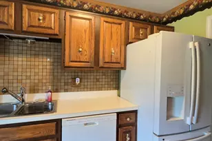 6705 Foxtree Ave, Woodridge, IL 60517 - Photo 13