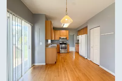 3821 Spring Lake Court, Joliet, IL 60435 - Photo 9