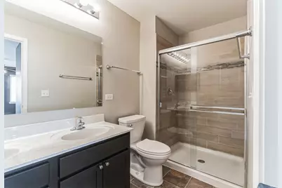 615 Camellia Avenue, Aurora, IL 60505 - Photo 7