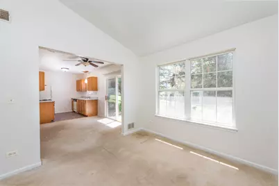 1413 W Split Oak Circle, Round Lake Beach, IL 60073 - Photo 13