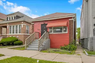 710 E 92nd Pl, Chicago, IL 60619 - Photo 1