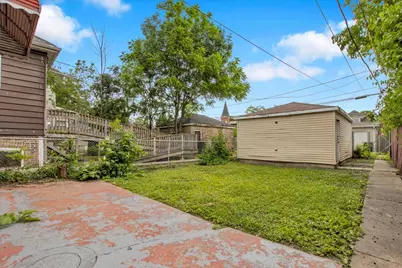 710 E 92nd Place, Chicago, IL 60619 - Photo 23