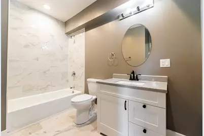 6501 S Claremont Avenue, Chicago, IL 60636 - Photo 15