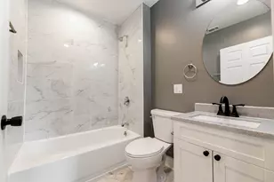 6501 S Claremont Ave, Chicago, IL 60636 - Photo 11