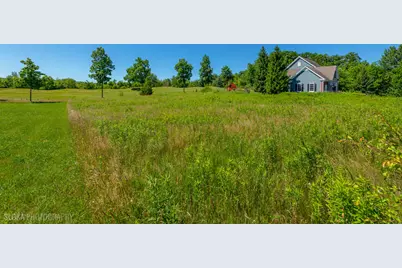 17517 Granite Drive, Marengo, IL 60152 - Photo 3