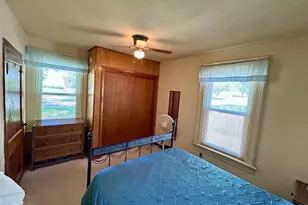 204 E 6th St, Pecatonica, IL 61063 - Photo 11