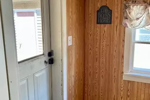 204 E 6th St, Pecatonica, IL 61063 - Photo 19