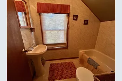 204 E 6th Street, Pecatonica, IL 61063 - Photo 15