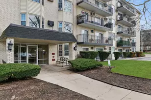 5506 Lincoln Ave, Morton Grove, IL 60053 - Photo 1