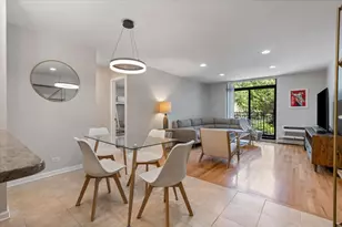 3900 N Pine Grove Ave, Chicago, IL 60613 - Photo 5