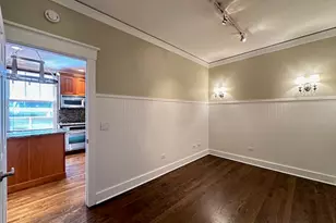 3614 N Bosworth Ave, Chicago, IL 60613 - Photo 17