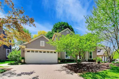 265 Southfield Drive, Vernon Hills, IL 60061 - Photo 1