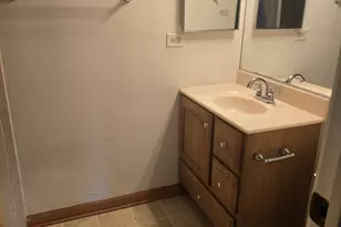 945 E Kenilworth Ave, Palatine, IL 60074 - Photo 9