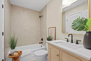 752 N Brookdale Dr, Schaumburg, IL 60194 - Photo 21