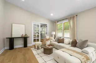 752 N Brookdale Dr, Schaumburg, IL 60194 - Photo 5