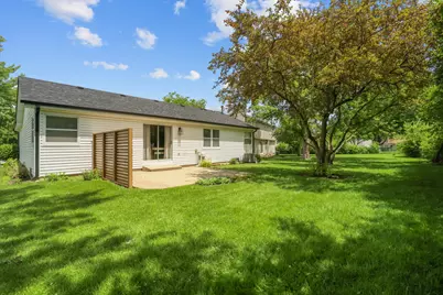 752 N Brookdale Drive, Schaumburg, IL 60194 - Photo 27