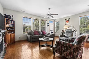 1601 Millbrook Dr, Algonquin, IL 60102 - Photo 3