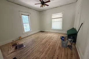 902 N Lee St, Bloomington, IL 61701 - Photo 17