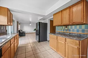 1755 Mission Hills Dr, Elgin, IL 60123 - Photo 11
