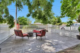 217 E Main St, Plano, IL 60545 - Photo 25