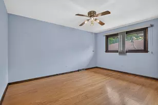 8118 Gladys Ln, Palos Hills, IL 60465 - Photo 13