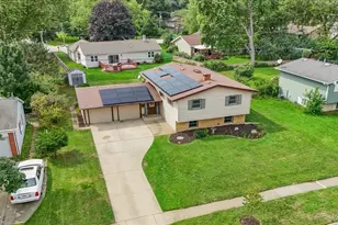 638 Sussex Ln, Crystal Lake, IL 60014 - Photo 39