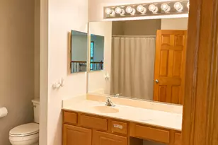 291 Jennifer Ct, Gurnee, IL 60031 - Photo 17