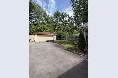 11555 S Sacramento Drive, Merrionette Park, IL 60803 - Photo 5