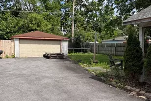 11555 S Sacramento Dr, Merrionette Park, IL 60803 - Photo 5