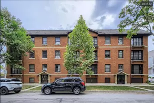 104 S Scoville Ave, Oak Park, IL 60302 - Photo 1