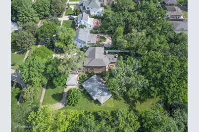 241 Coe Road, Clarendon Hills, IL 60514 - Photo 1