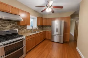 2849 N Luna Ave, Chicago, IL 60641 - Photo 13