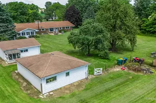 42W979 Main Street Rd, Elburn, IL 60119 - Photo 3