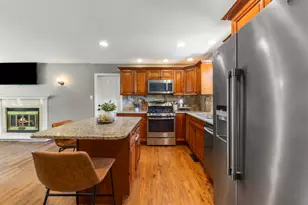 5S481 Glenoban Dr, Naperville, IL 60563 - Photo 11