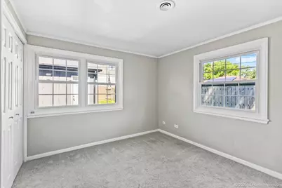 5016 Oak Center Drive, Oak Lawn, IL 60453 - Photo 17