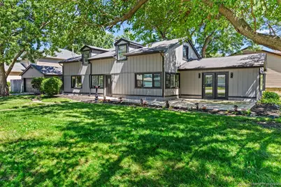 5016 Oak Center Drive, Oak Lawn, IL 60453 - Photo 3