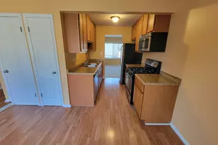 790 Overland Ct, Roselle, IL 60172 - Photo 5