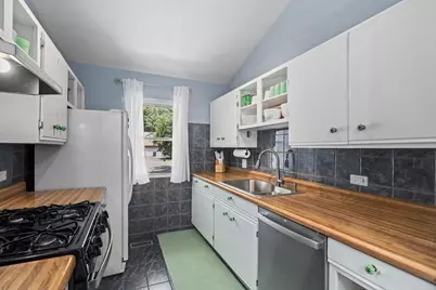 1412 Creighton Avenue, Naperville, IL 60565 - Photo 9