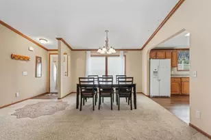 242 Fox Ln, Belvidere, IL 61008 - Photo 7