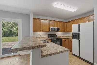 4709 Southhampton Drive, Island Lake, IL 60042 - Photo 7