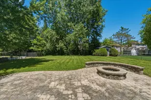 4709 Southhampton Dr, Island Lake, IL 60042 - Photo 17