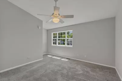 4709 Southhampton Drive, Island Lake, IL 60042 - Photo 15