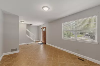 4709 Southhampton Drive, Island Lake, IL 60042 - Photo 11