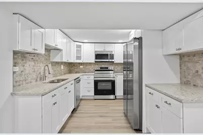 7234 N Hamilton Avenue, Chicago, IL 60645 - Photo 3