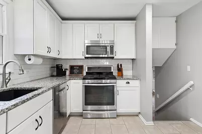 17025 Creekside Avenue, Tinley Park, IL 60487 - Photo 7