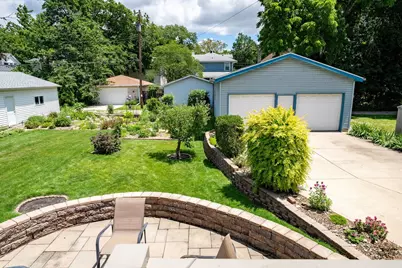 810 S Fell Avenue, Normal, IL 61761 - Photo 43