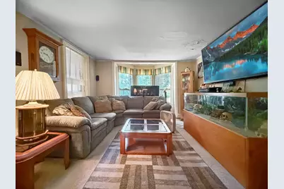 518 E 10th Street, Lockport, IL 60441 - Photo 3