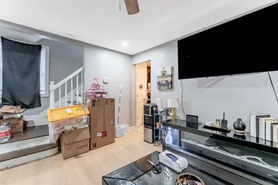 9607 S Merrill Avenue, Chicago, IL 60617 - Photo 7